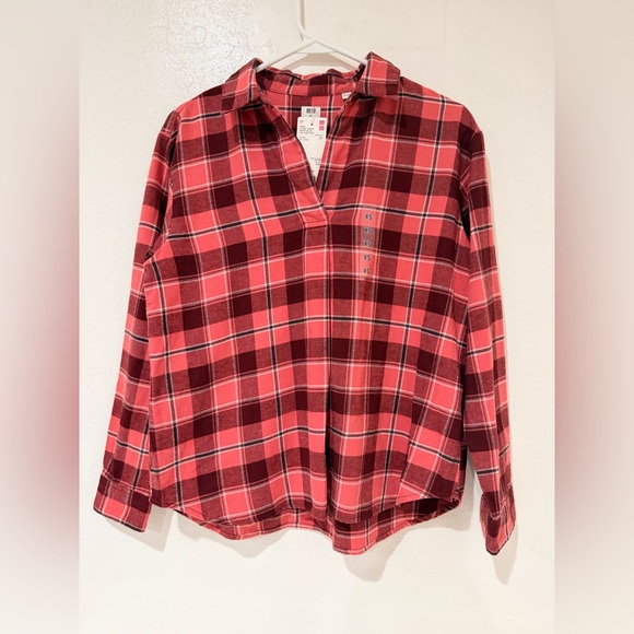 Uniqlo Red Flannel Checkered Skipper Collar Long Sleeve shirt Womens Top size XS - Picture 2 of 6